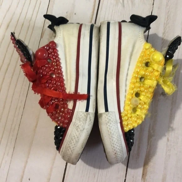 Mickey Mouse customized converse sneakers size 4 - Picture 3 of 10